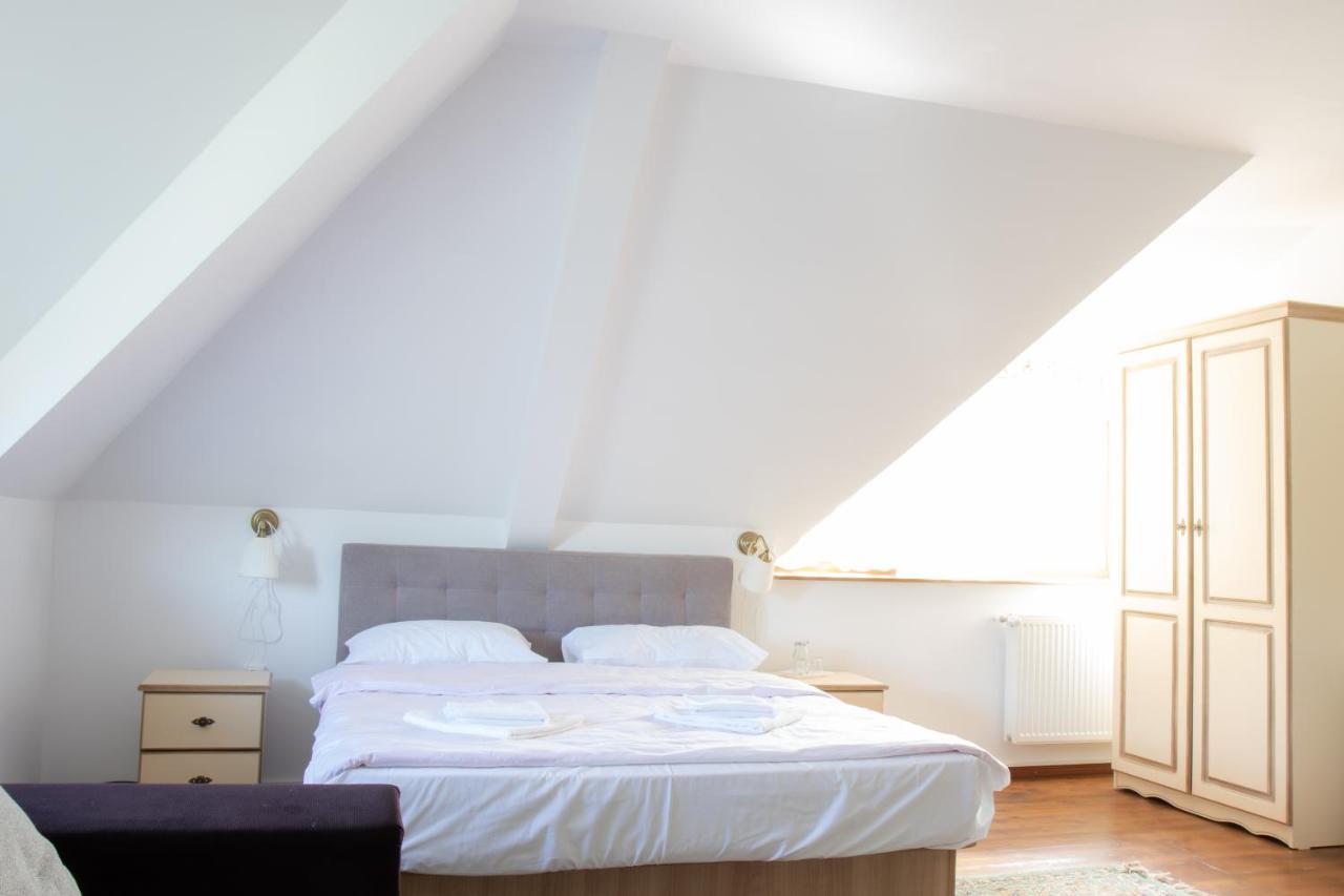 Casa Strabunicului Hotel Partestii de Sus  Kültér fotó
